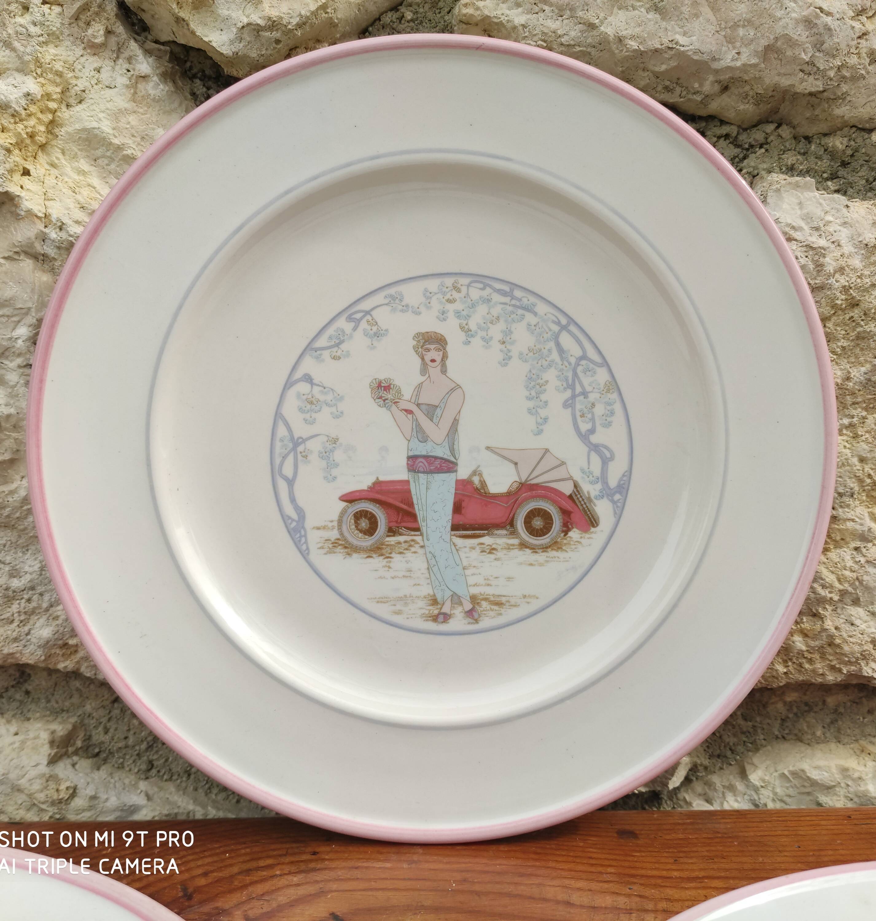 Lot of 4 old Italian plates