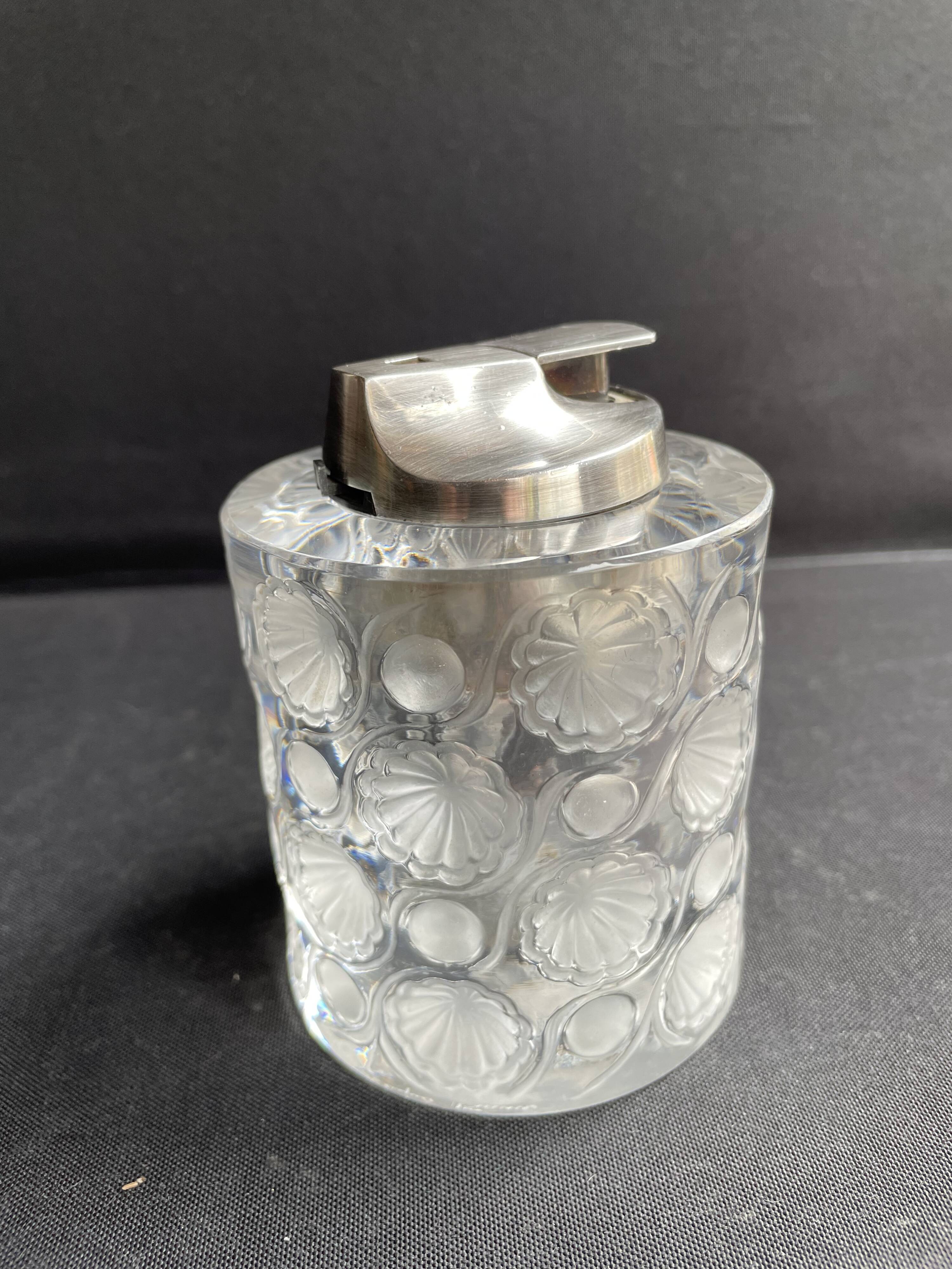 Lalique Tokyo model table lighter