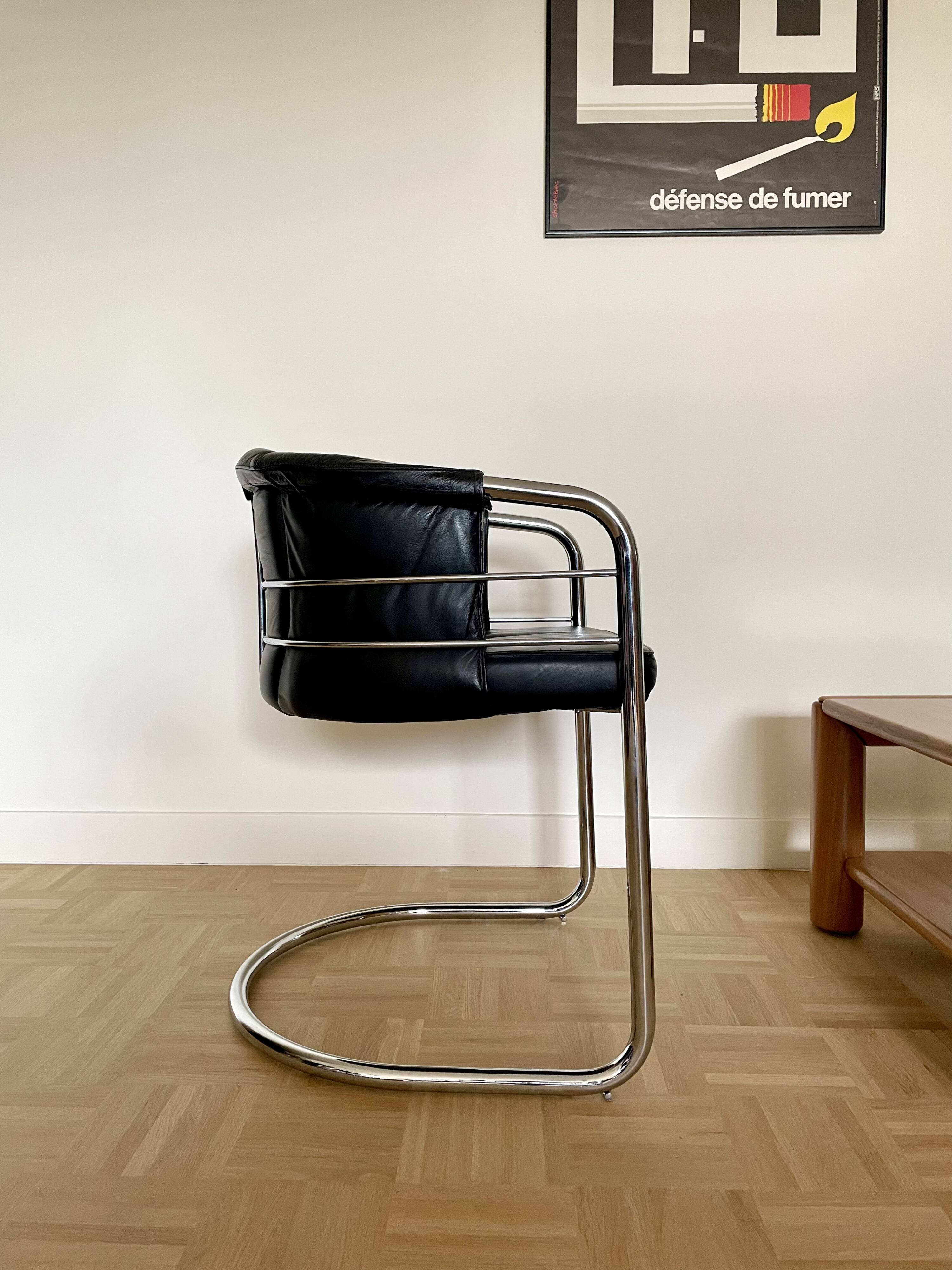 Chaise / fauteuil italien années 80