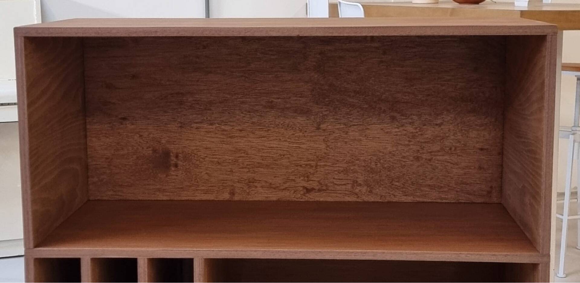 Toke record cabinet