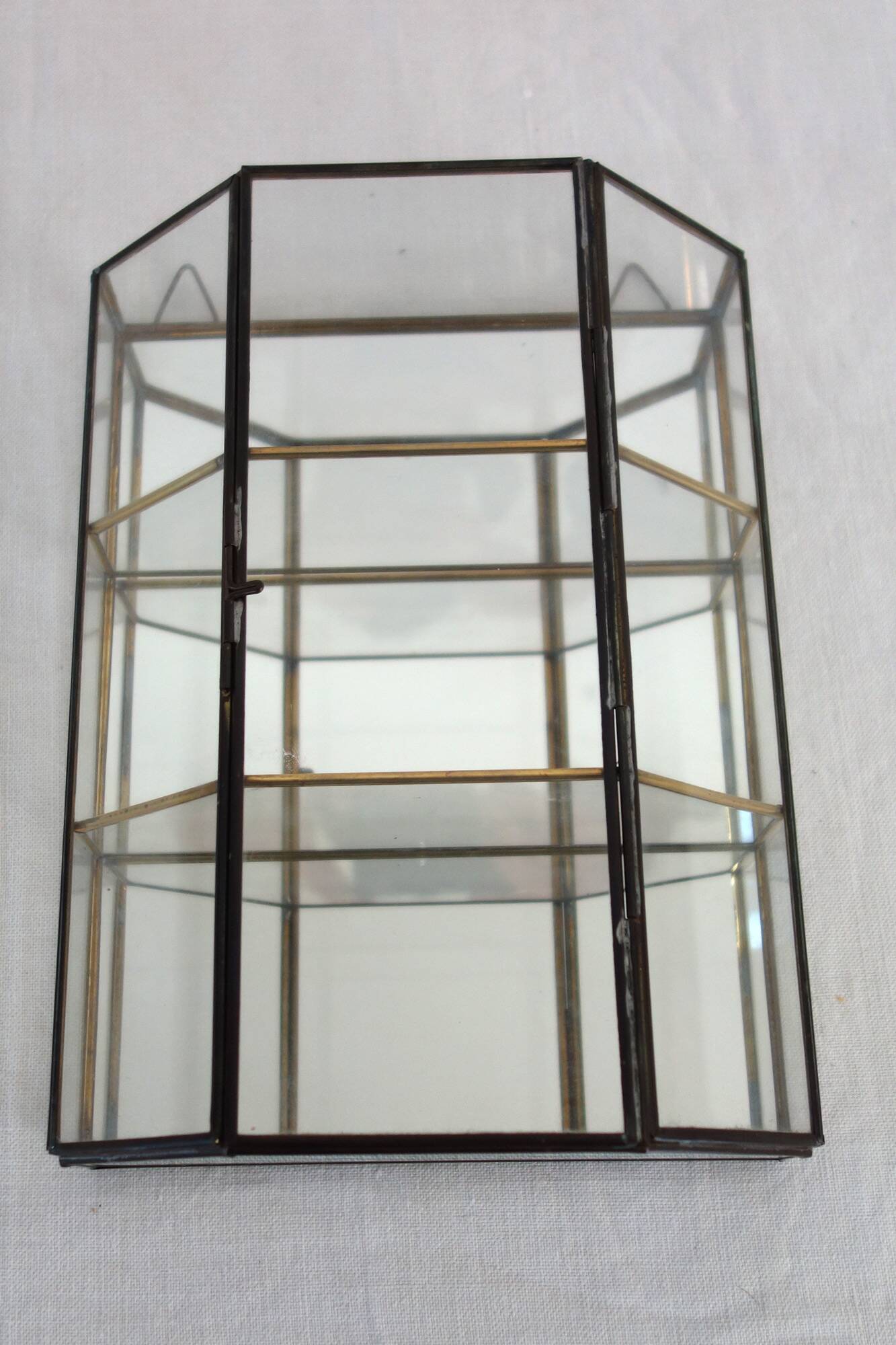 Vintage Wall Display Cabinet Glass, brass and mirror