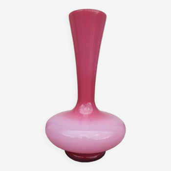 vase opaline rose vintage