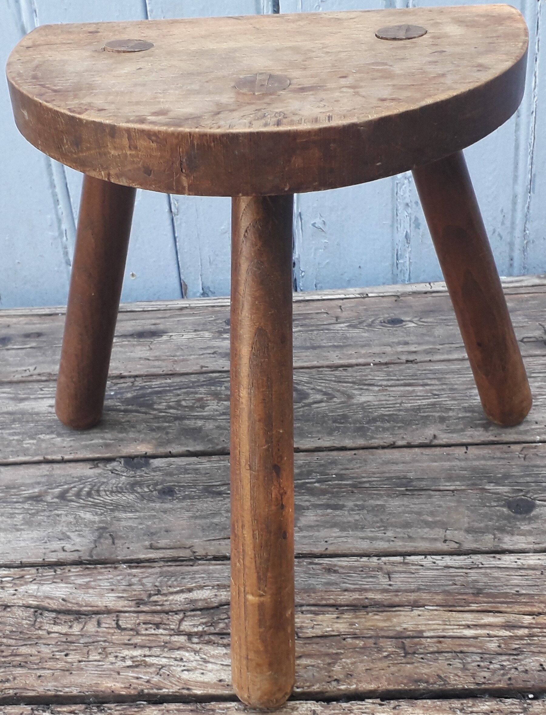 Farm stool