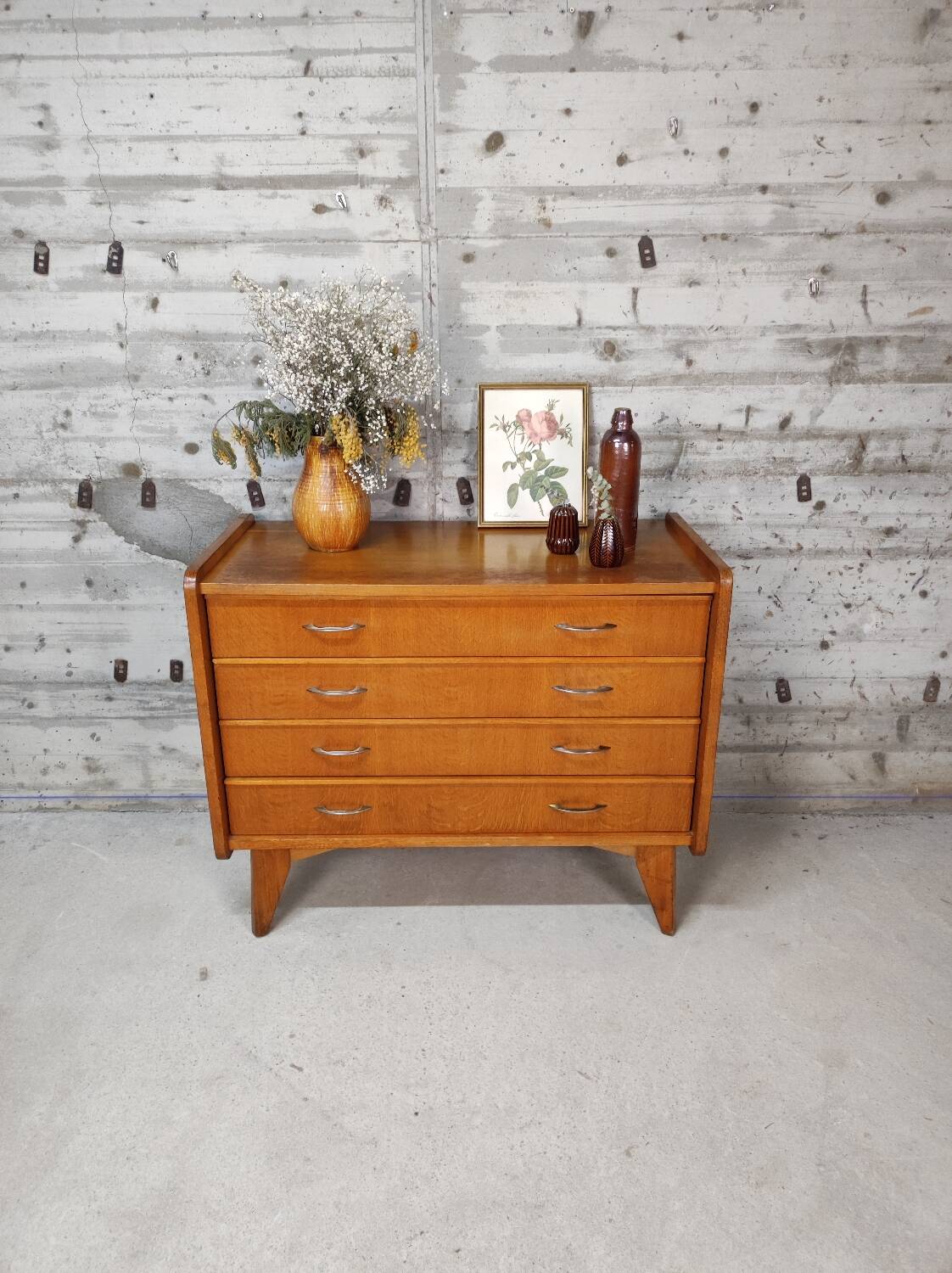 Commode vintage
