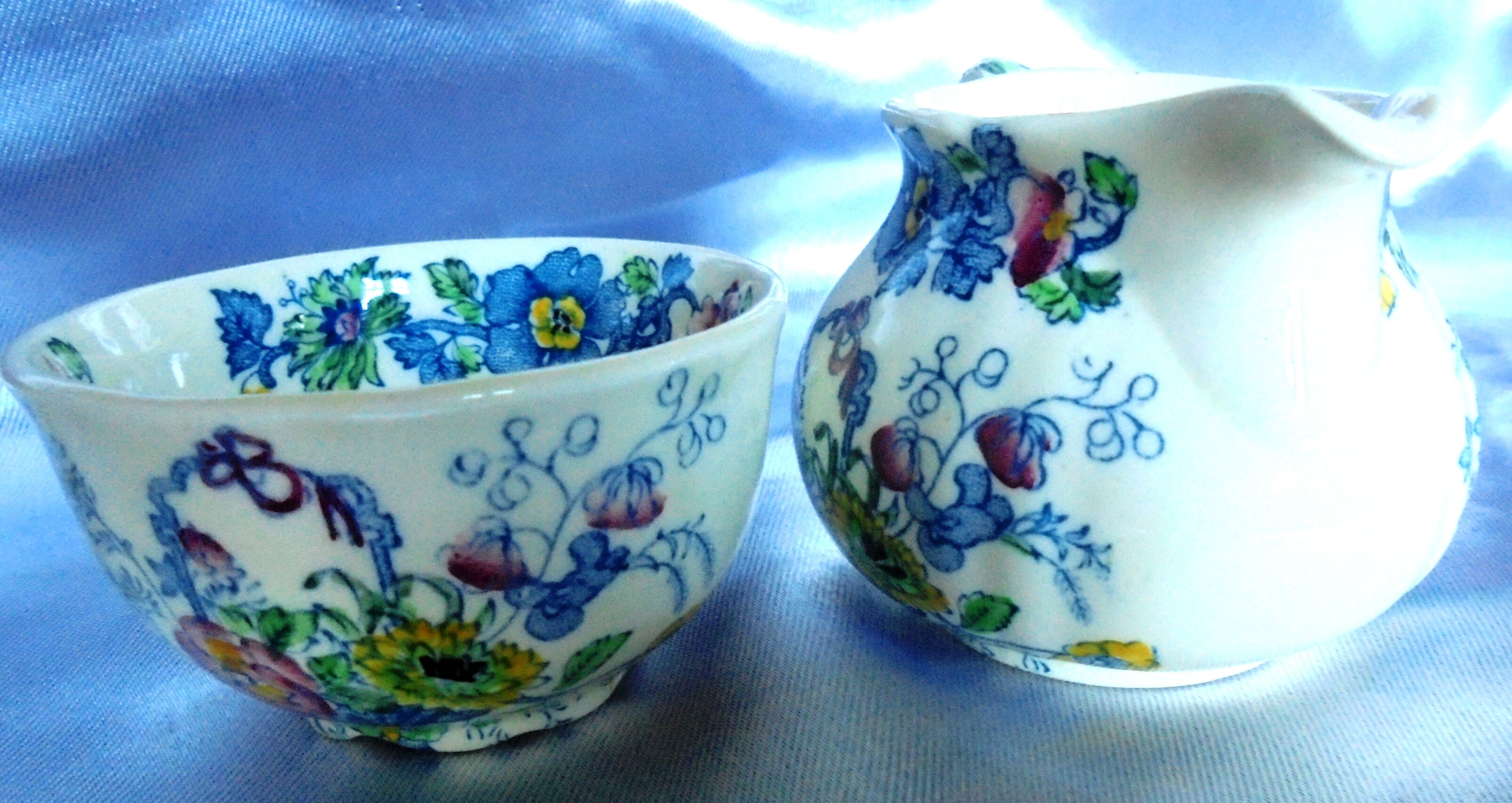English porcelain duo 1930