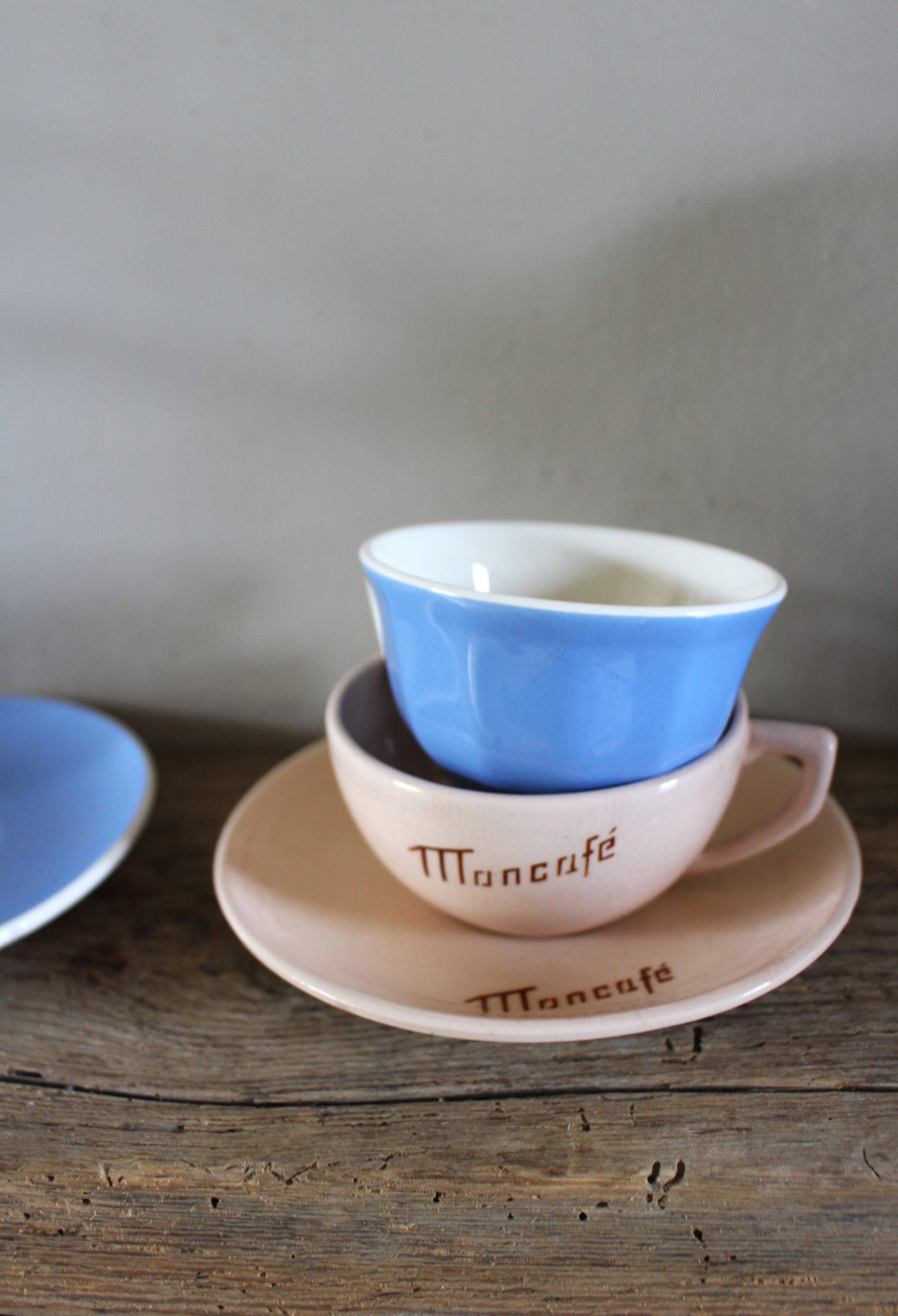 2 coffee cups and saucers pink Digoin Sarreguemines blue Villeroy Boch
