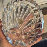 Crystal shell emptier