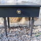 Chevet vintage noir abeille