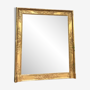 Miroir époque restauration doré à la feuille d’or, glace mercure 93,5x80cm