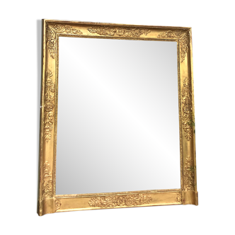 Miroir époque restauration doré à la feuille d’or, glace mercure 93,5x80cm