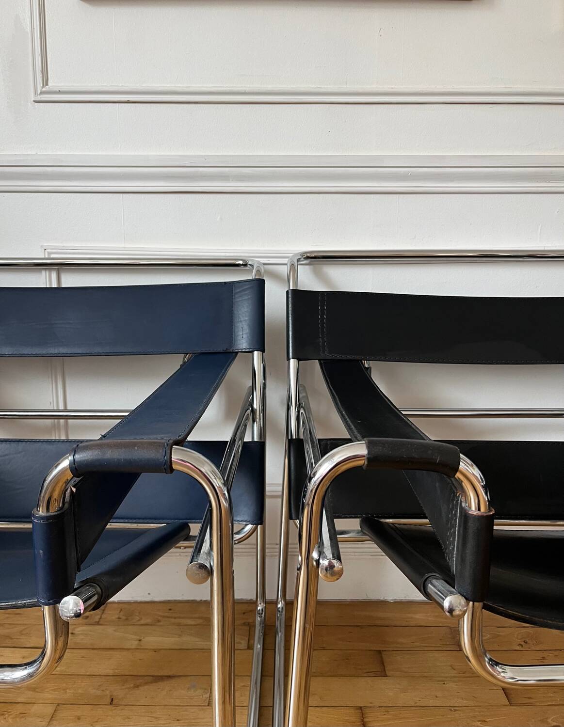Wassily armchair by Marcel Breuer, midnight blue, Italian edition