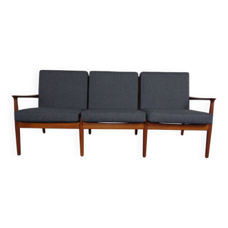 Danish Teak Sofa by Svend Aage Eriksen for Glostrup, 1960s