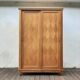 Armoire vintage