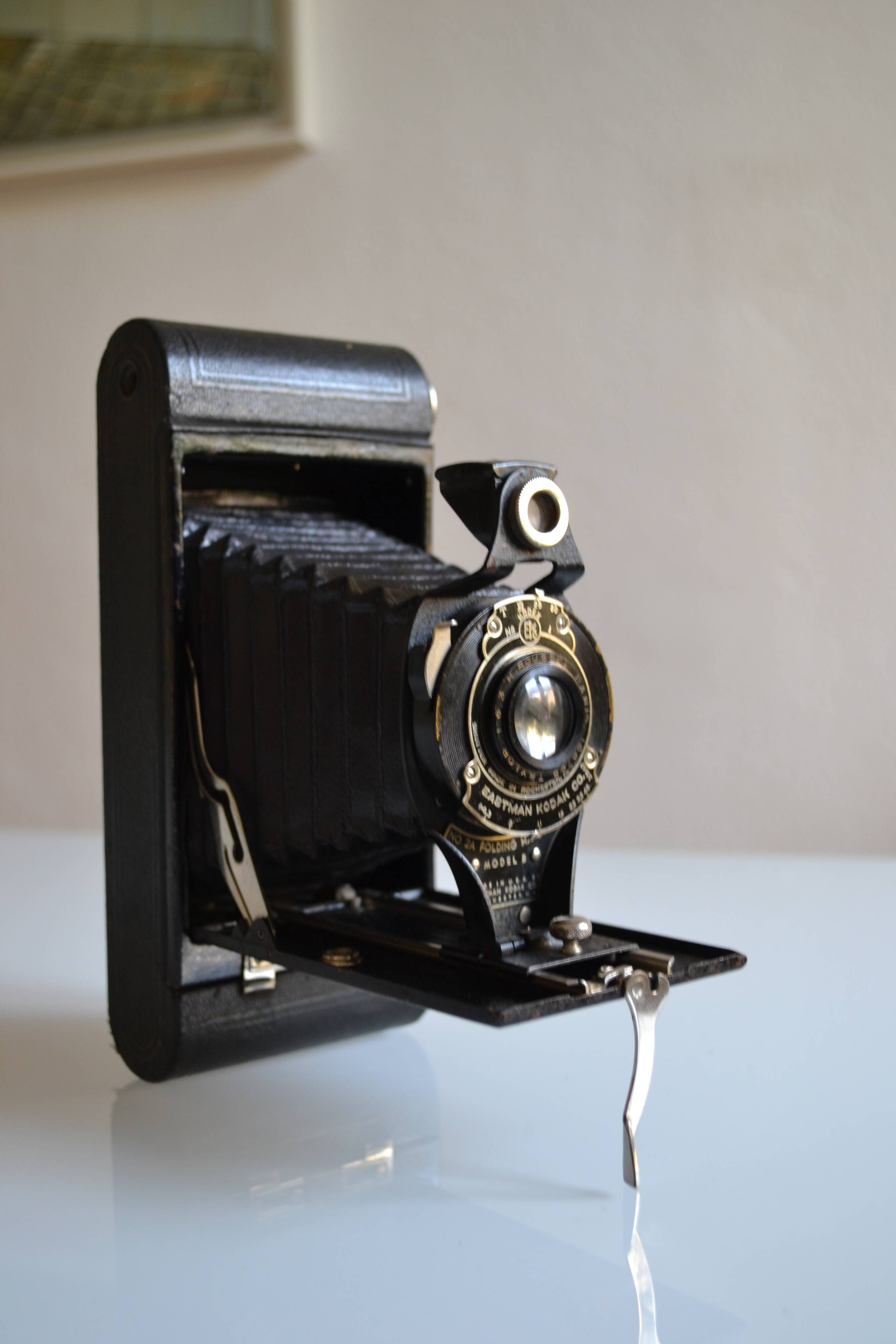 Eastman Kodak Co N° 2A Folding Hawk eye model B old bellows camera