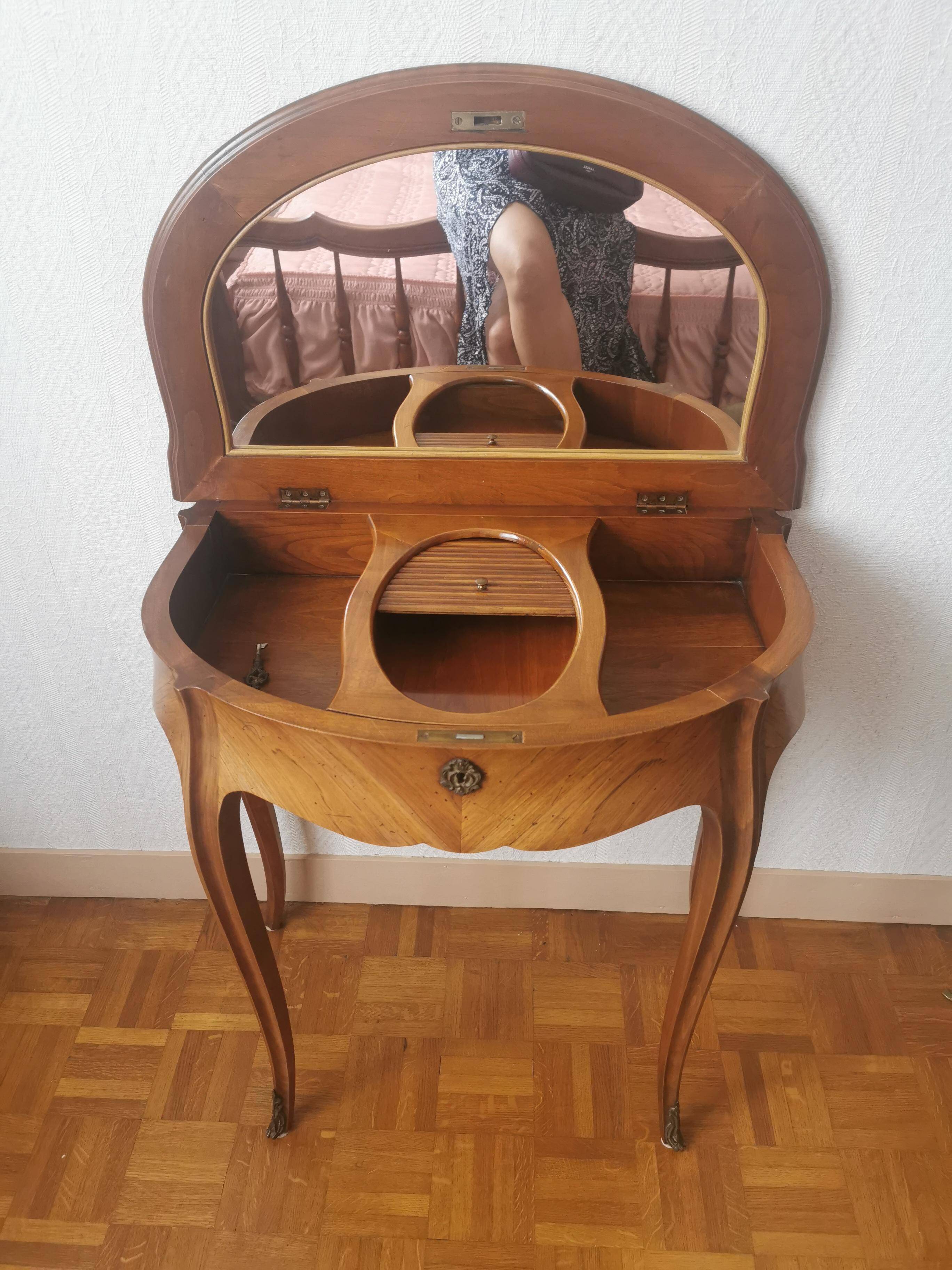 Coiffeuse marquetée Louis XV avec miroir