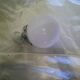 Ancienne applique boule en opaline blanche