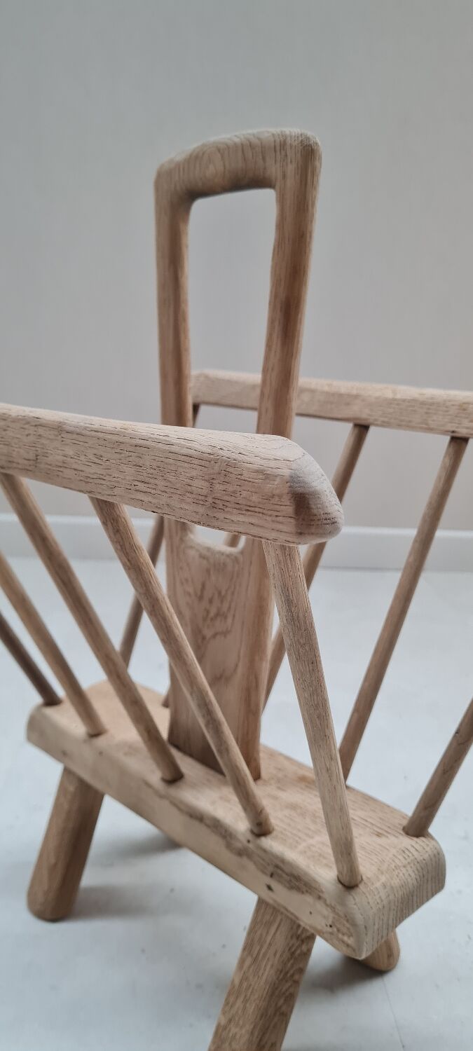 Brutalist art-popular magazine holder in solid wood