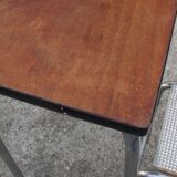 Market the 50-foot stepladder