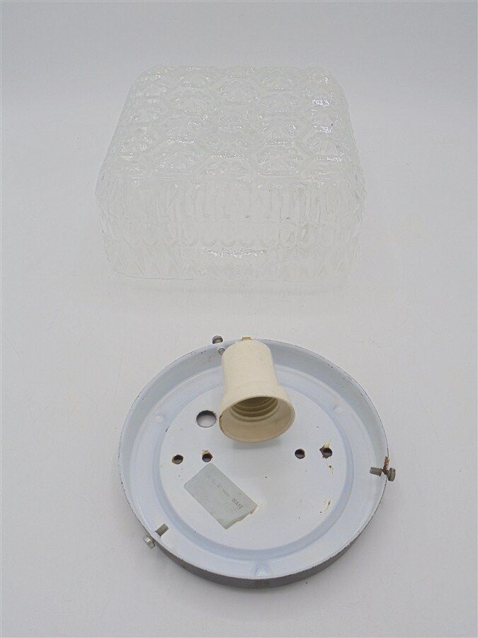 Ceiling light