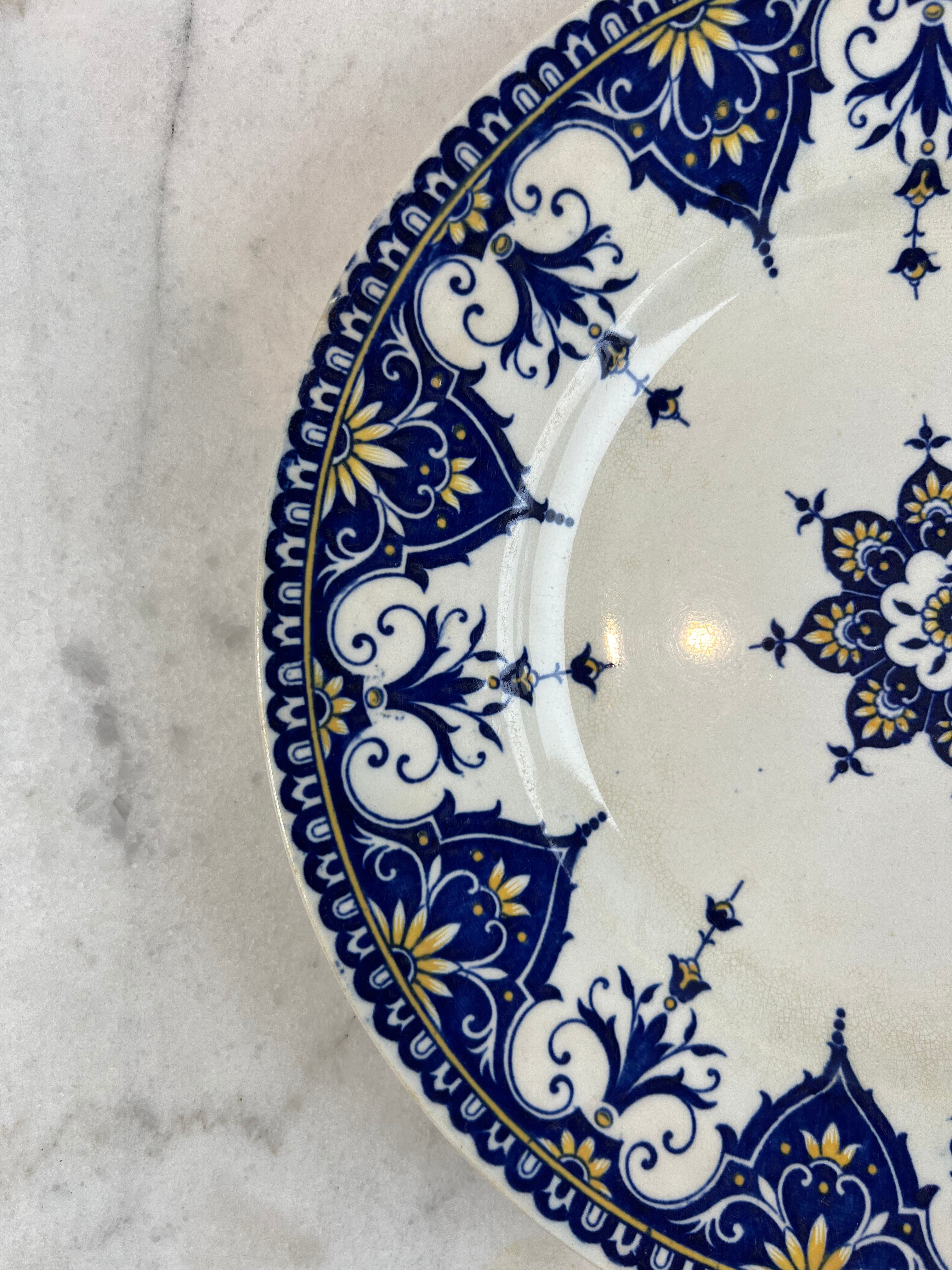Lot of 6 flat plates, ironstone Sarreguemines Cluny.
