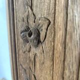 Portes de placard anciennes en bois sculpté