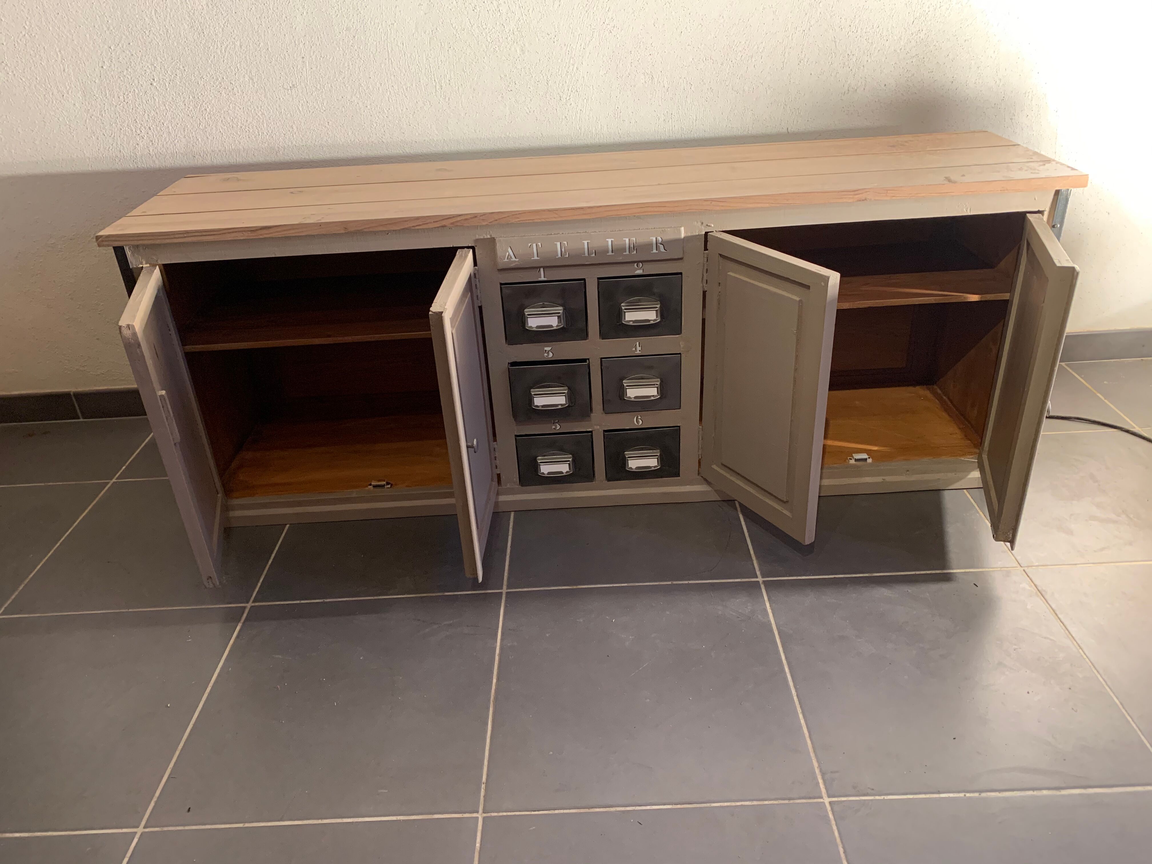 Meuble de métier