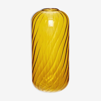 Yellow twisted glass vase 15cm