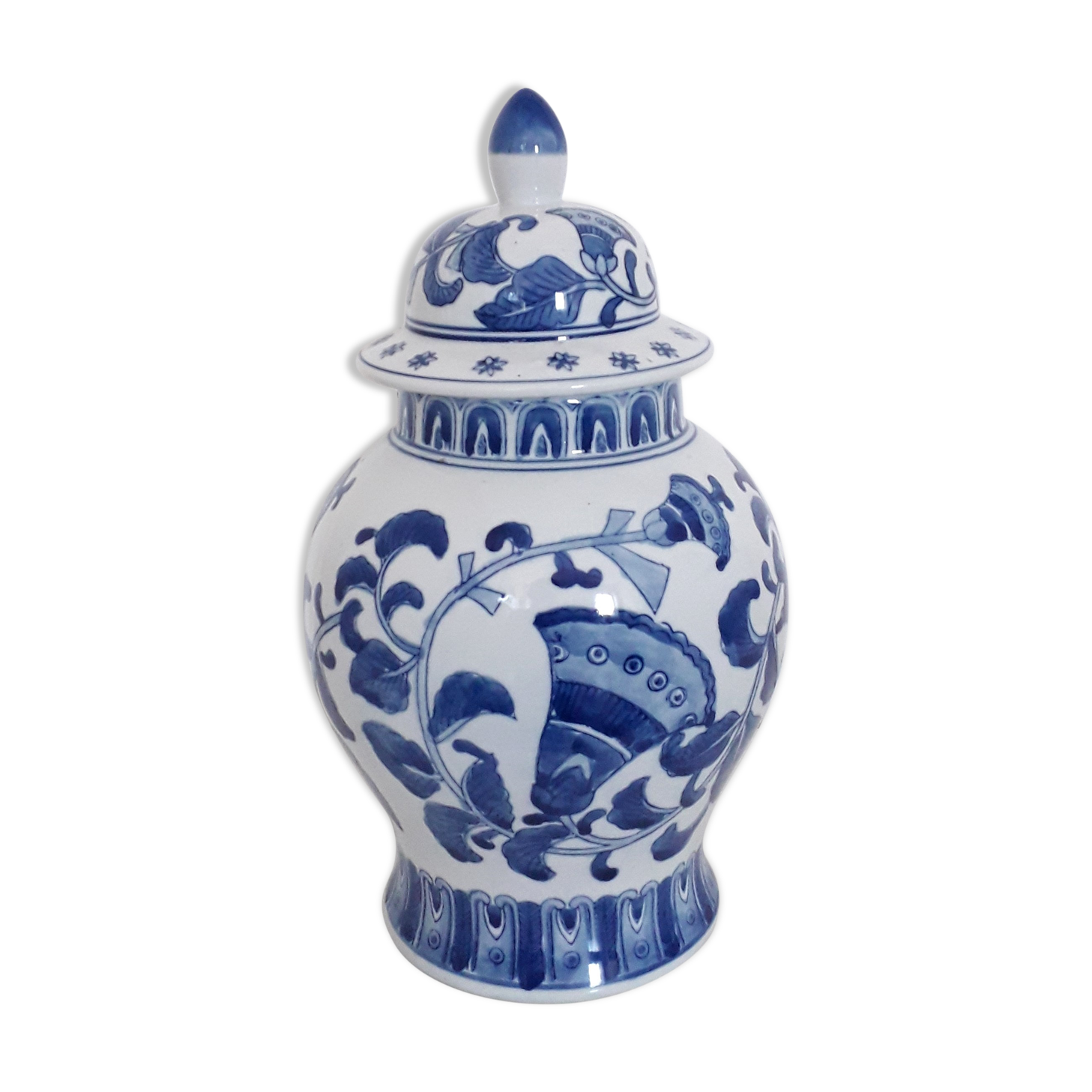 Old lid pot - asian porcelain - herbalism-1970-80