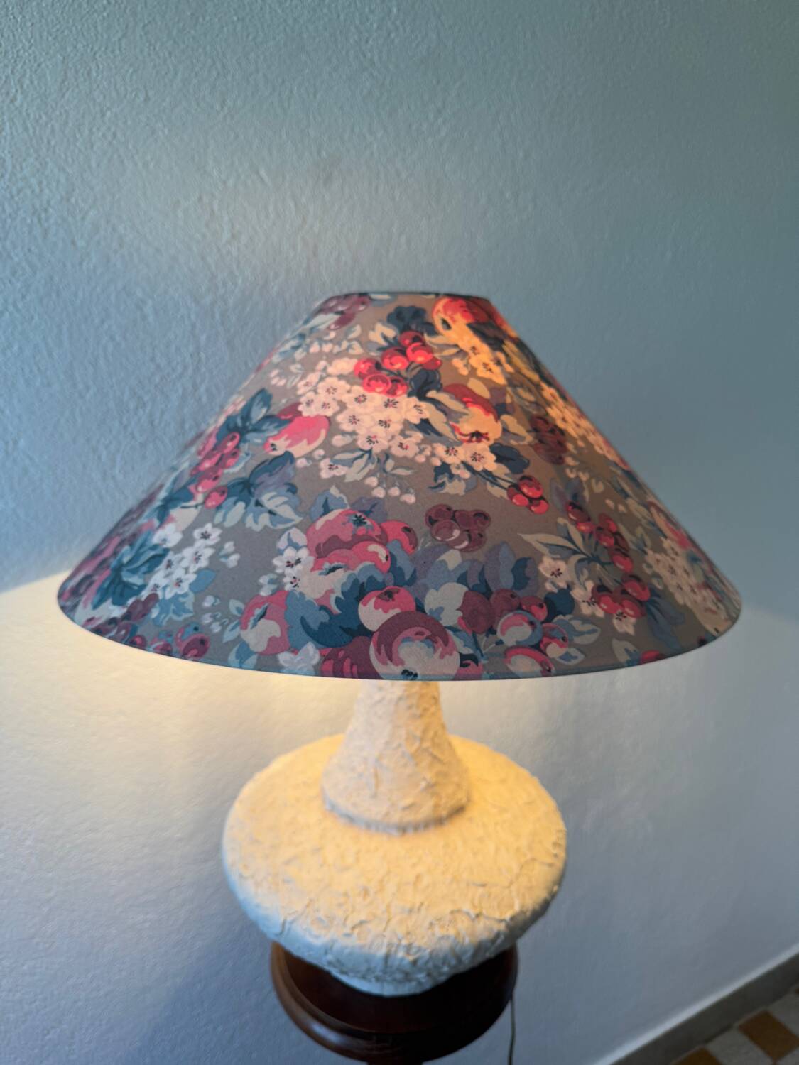 Large ceramic lamp from the 60s