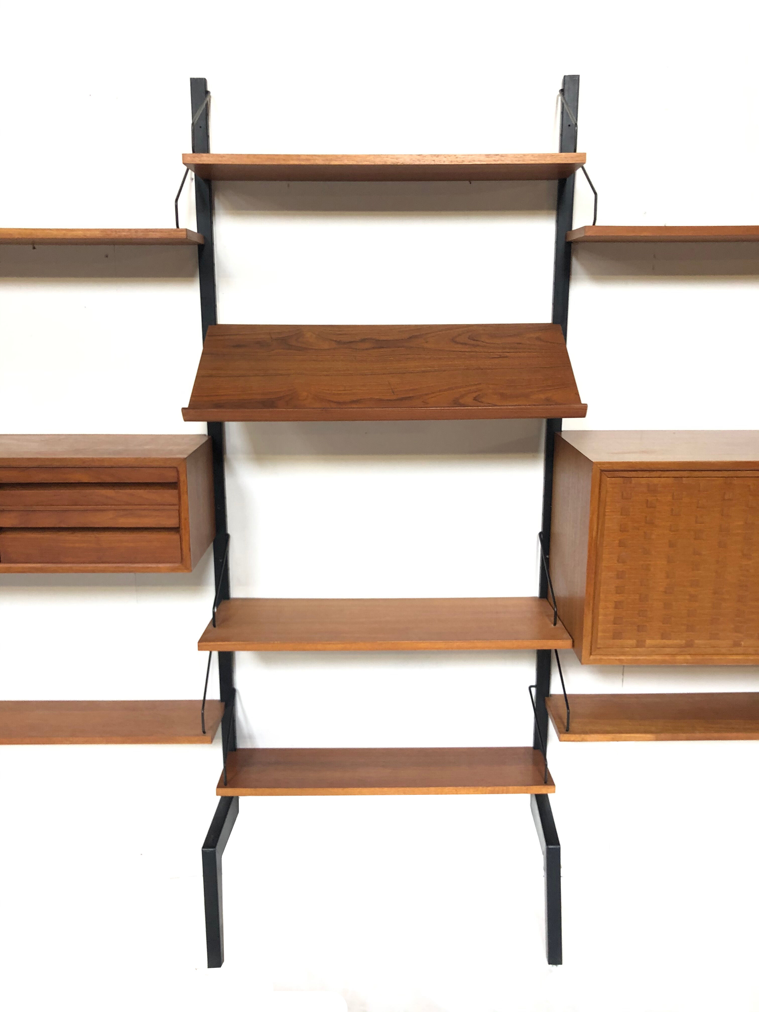 Poul Cadovius Royal System wall system