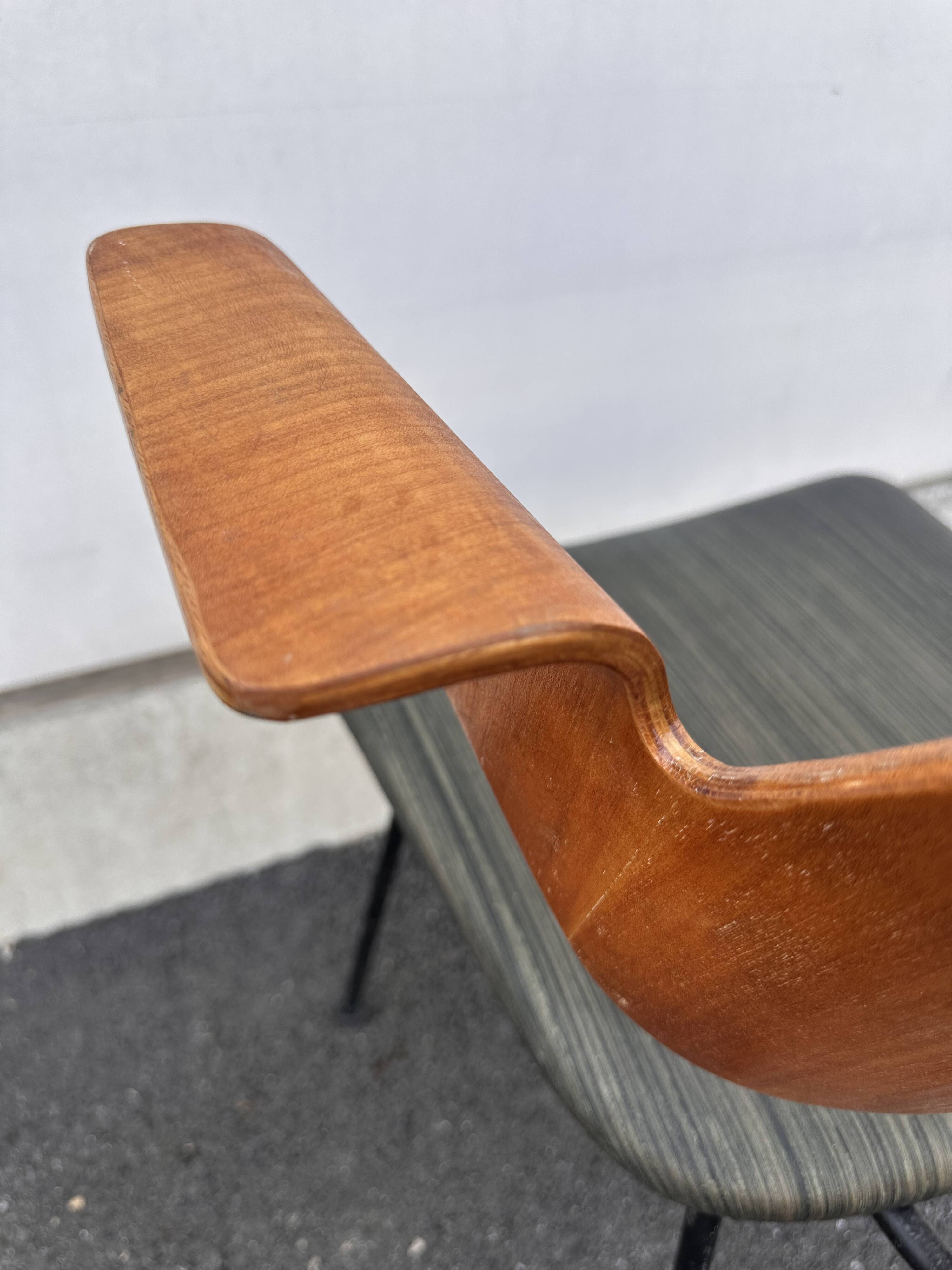 Rare Robin Day armchair for Hille, United Kingdom, circa 1951–1953