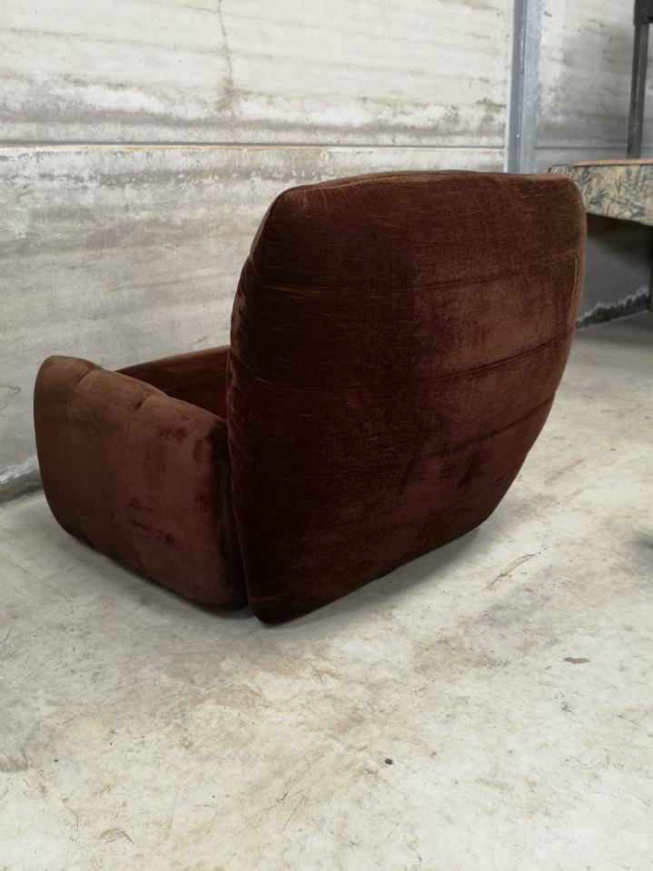 Vintage chocolate velvet armchair 1970 (roset line rock ducaroy)
