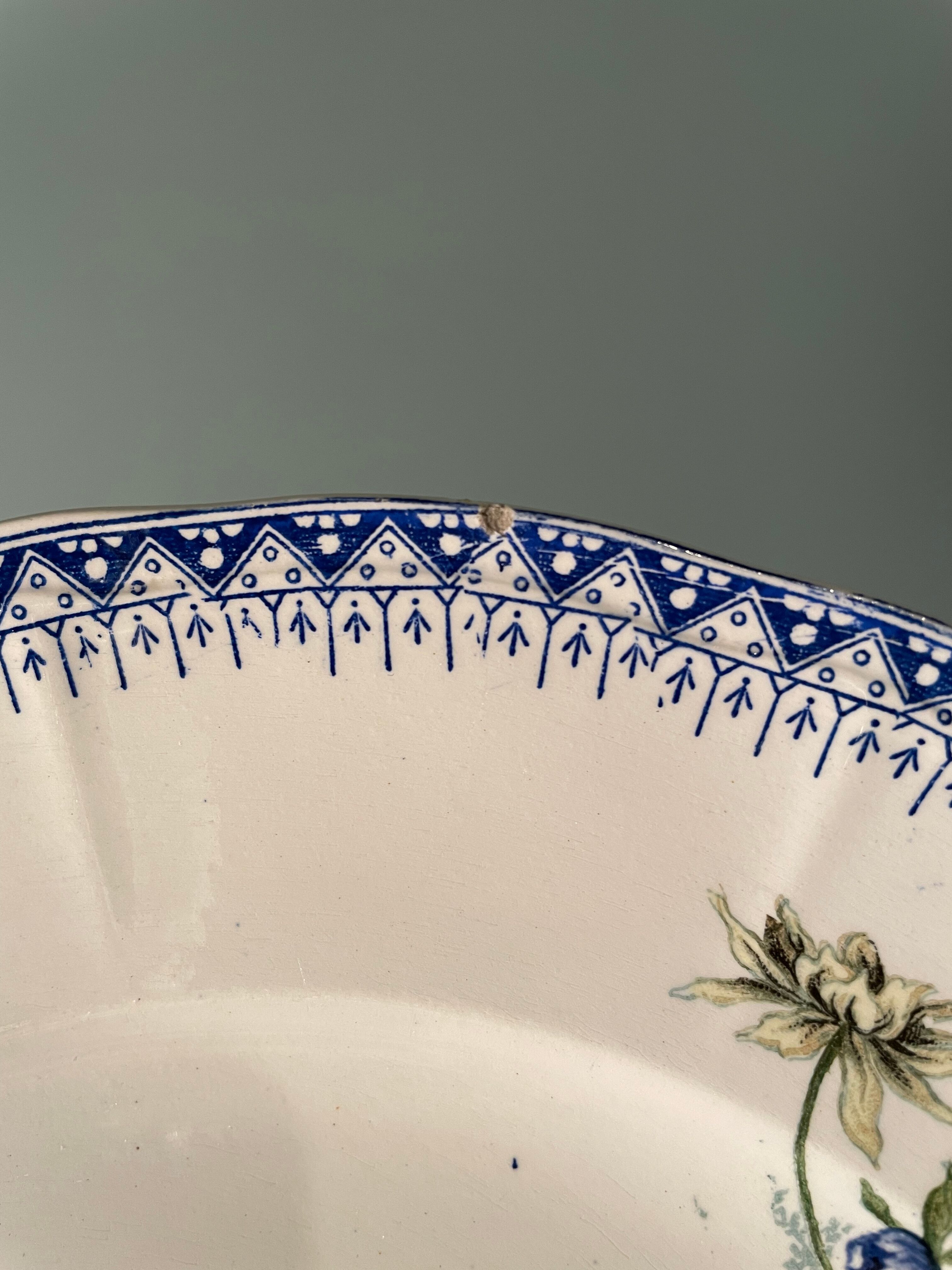 Set of 12 flat plates Terre de Fer St Amand and Hamage