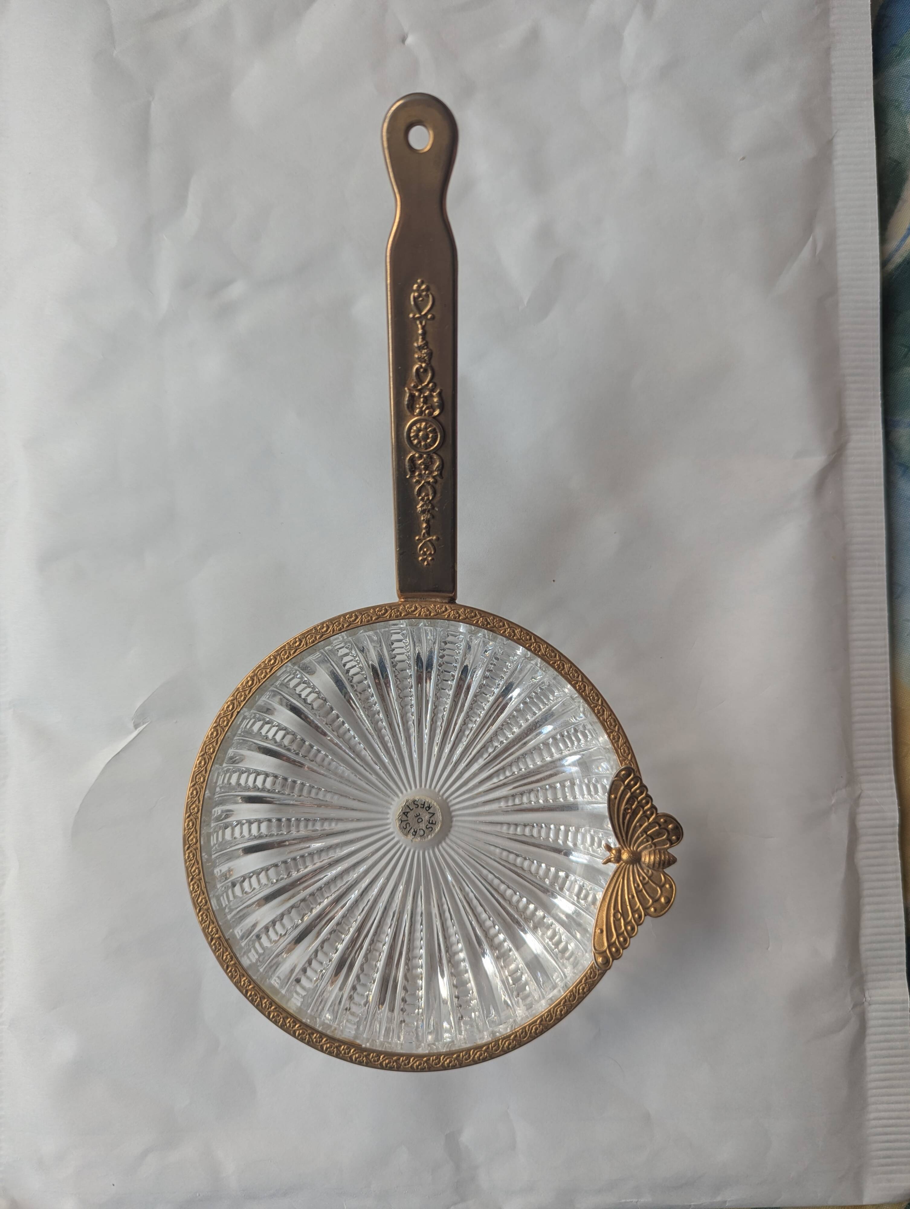 Antique pocket tray in Sèvres crystal and chiselled brass with butterfly decoration.