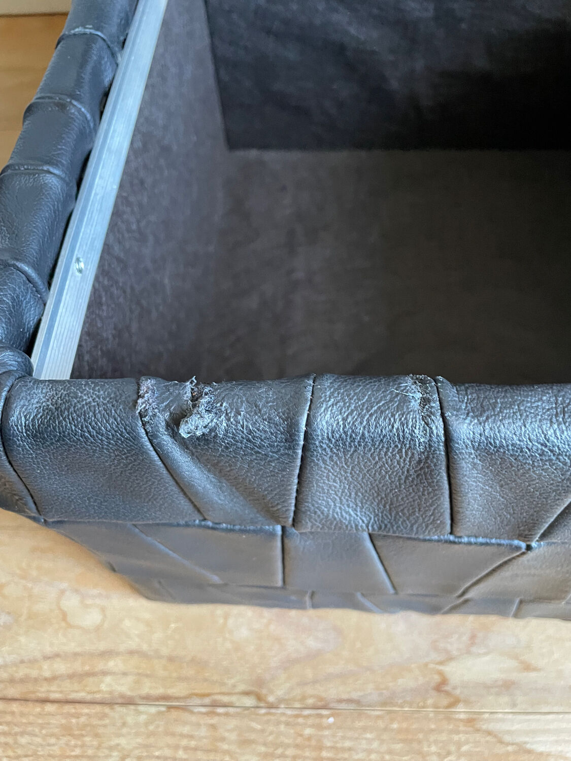 Black leather chest ottoman from Sède