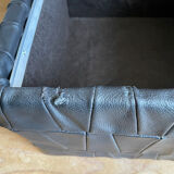 Pouf coffre en cuir noir de Sède