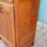 Buffet Louis XV en merisier du 19e siècle