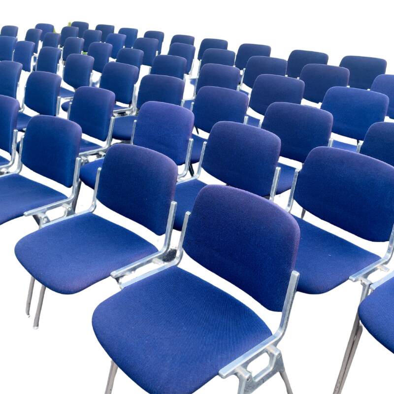 Lot de 20 chaises DSC 106 bleues de Giancarlo Piretti pour Castelli.