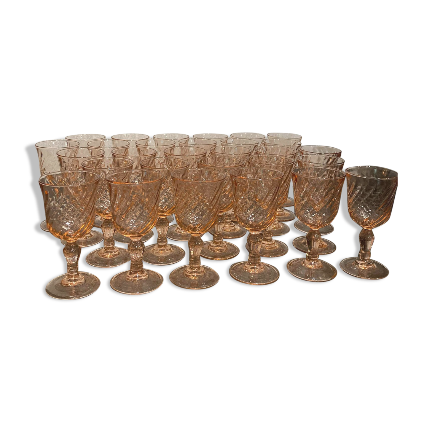 Lot de 29 verres Arcoroc modèle Rosaline