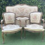 Basket bed and its two armchairs