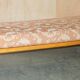 Vintage Ercol Windsor Studio 355 canapé / daybed, light wood, Mid-Century Modern design.