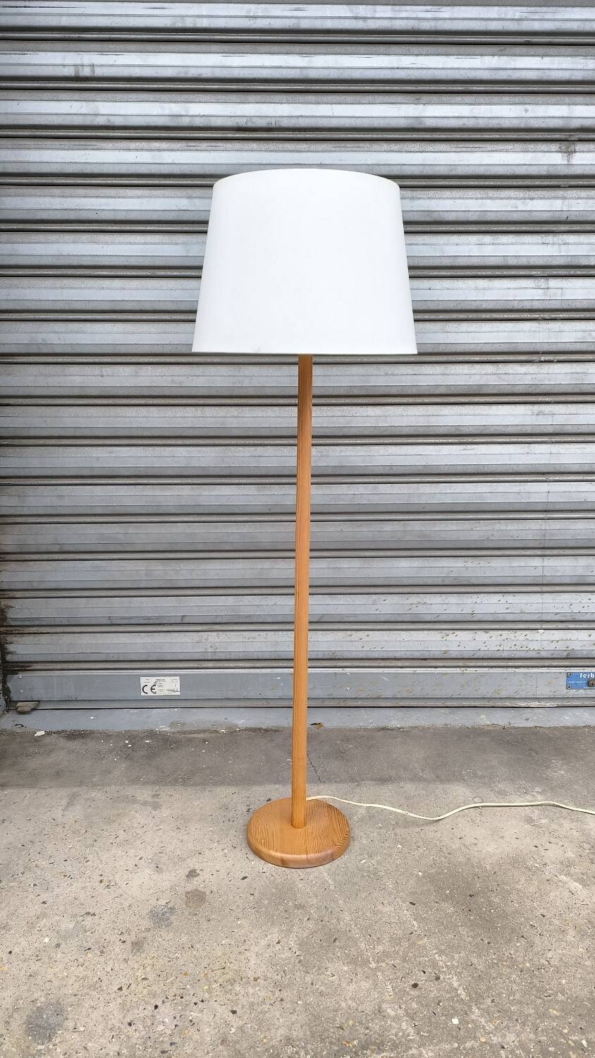 Solid pine floor lamp, Sweden 1970