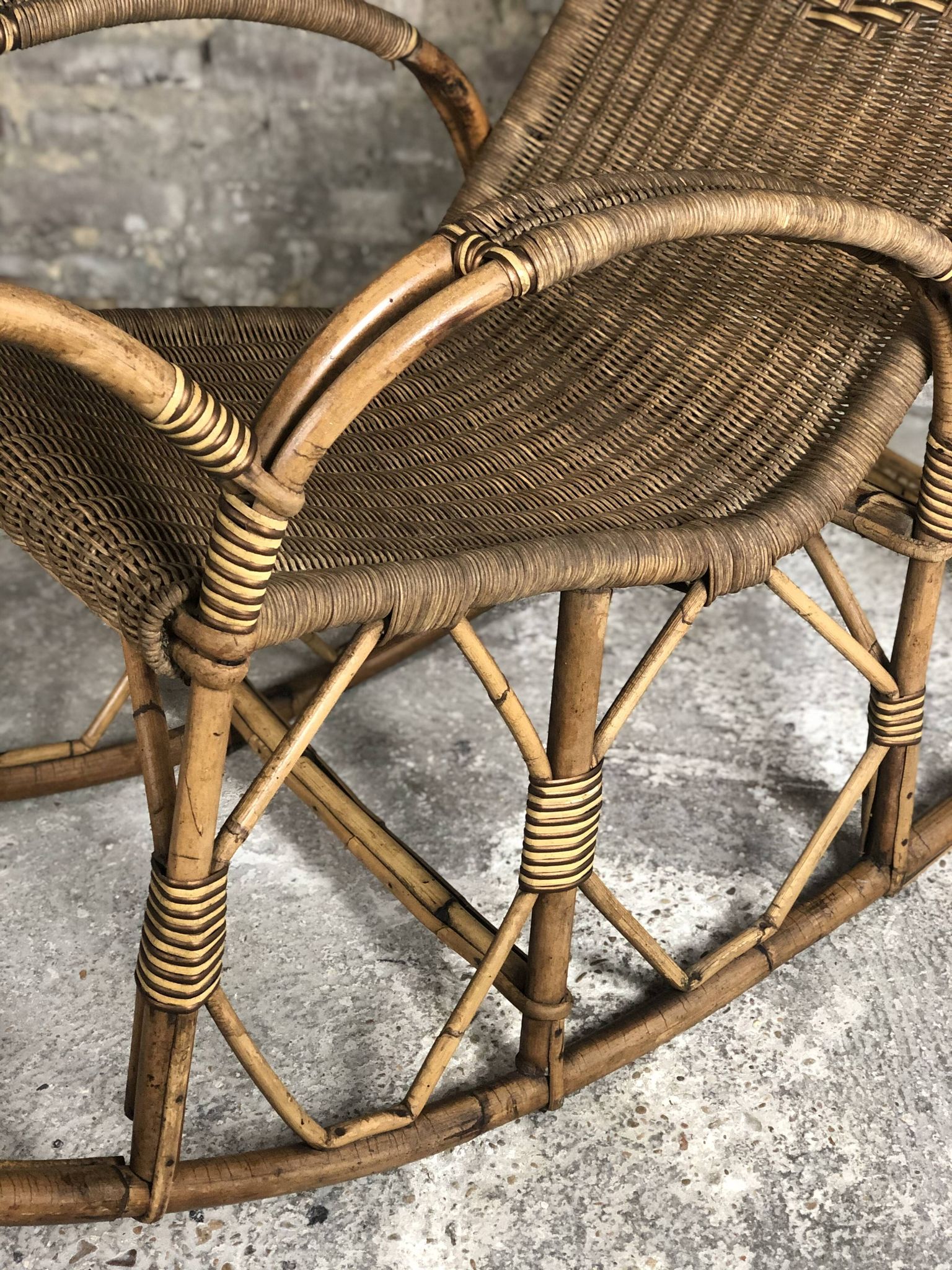 Rocking chair in rattan and wicker very 1900s