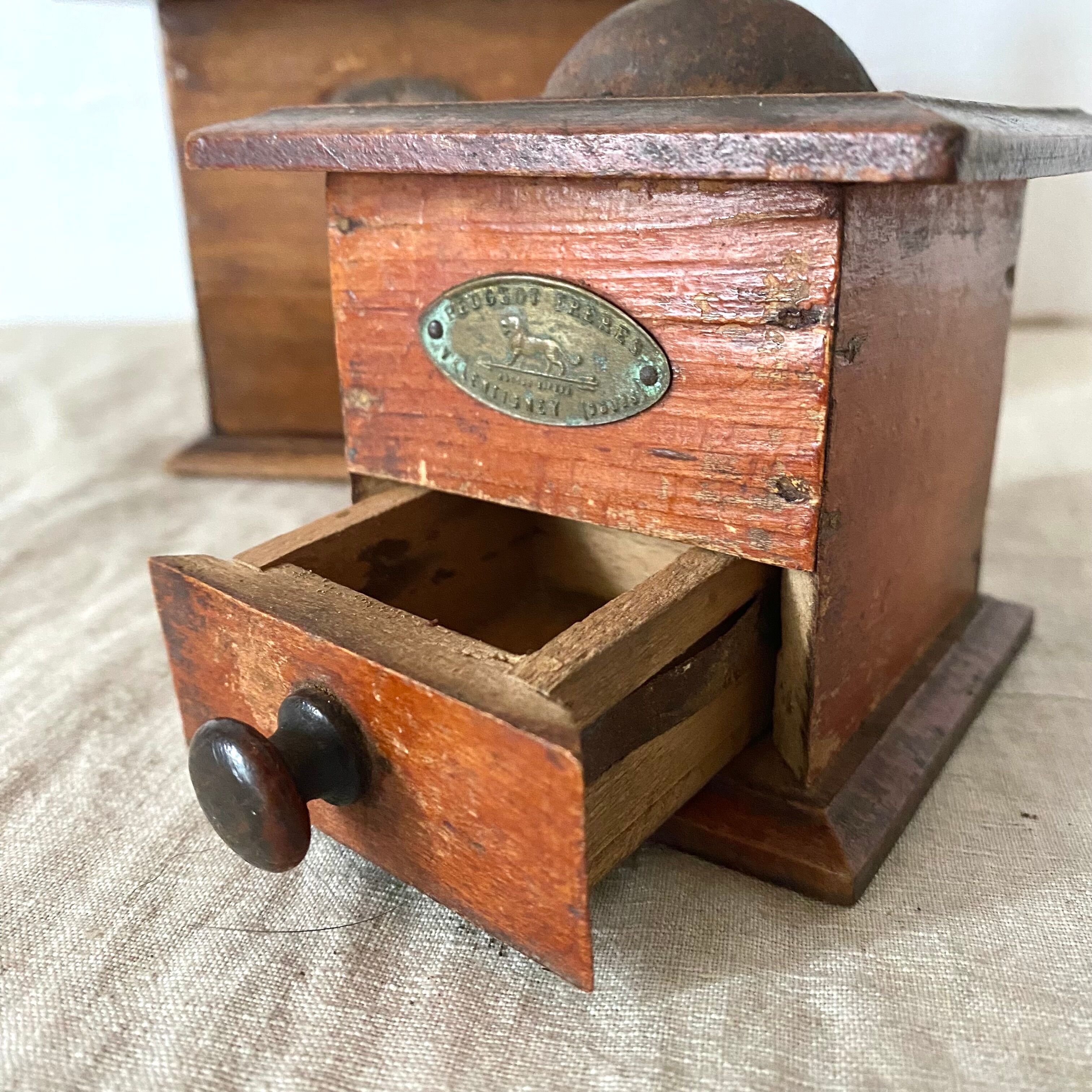 Old miniature peugeot frères coffee grinder