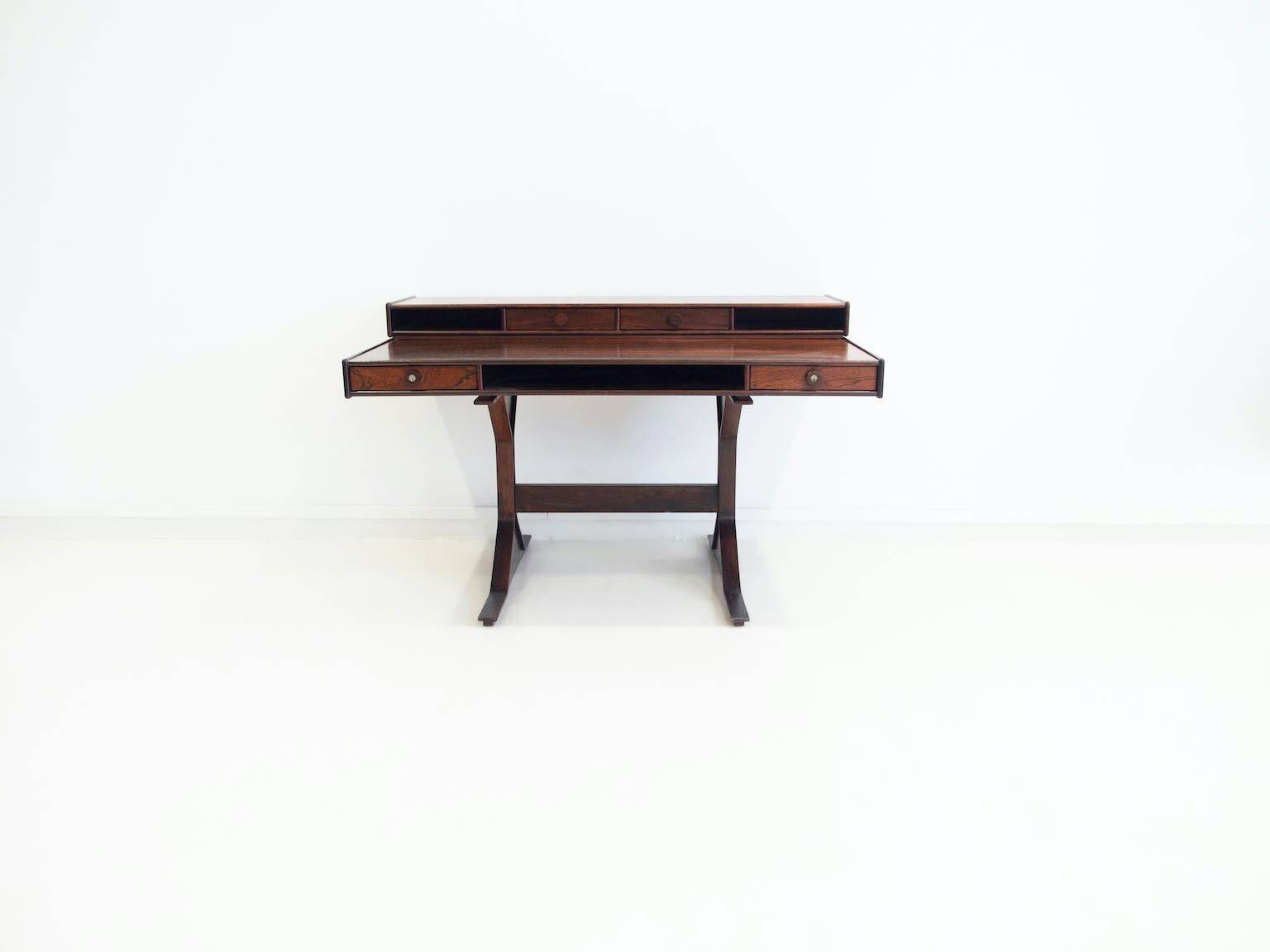 Modern mid-century wooden desk by Gianfranco Frattini for Bernini