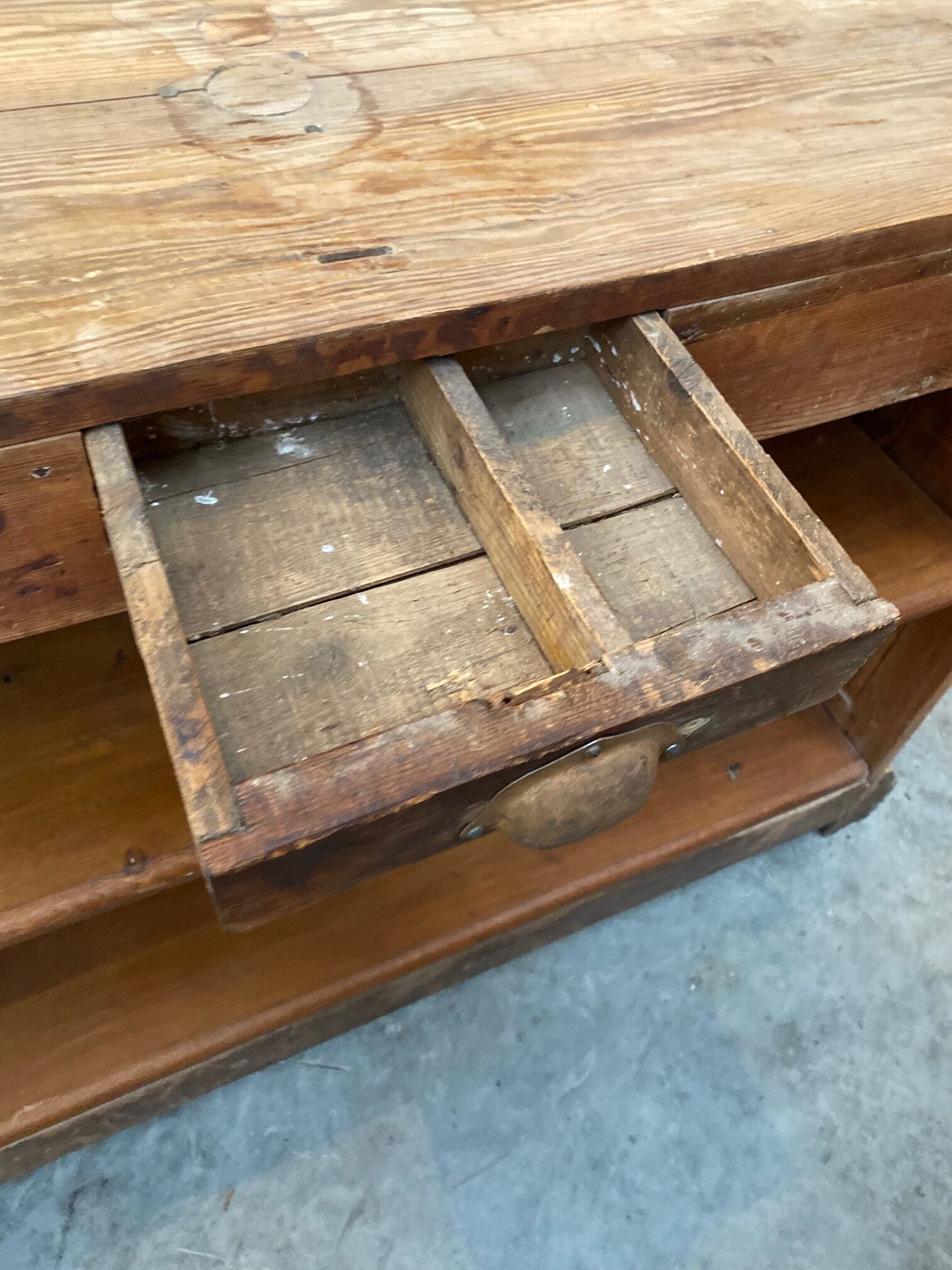 Flemish bar early 20th century