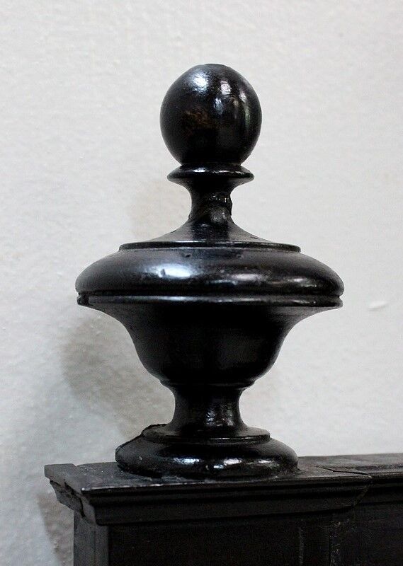 Ceremonial showcase in blackened pearwood, Napoleon III period - 1850