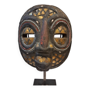 Masque du Ghana sur socle