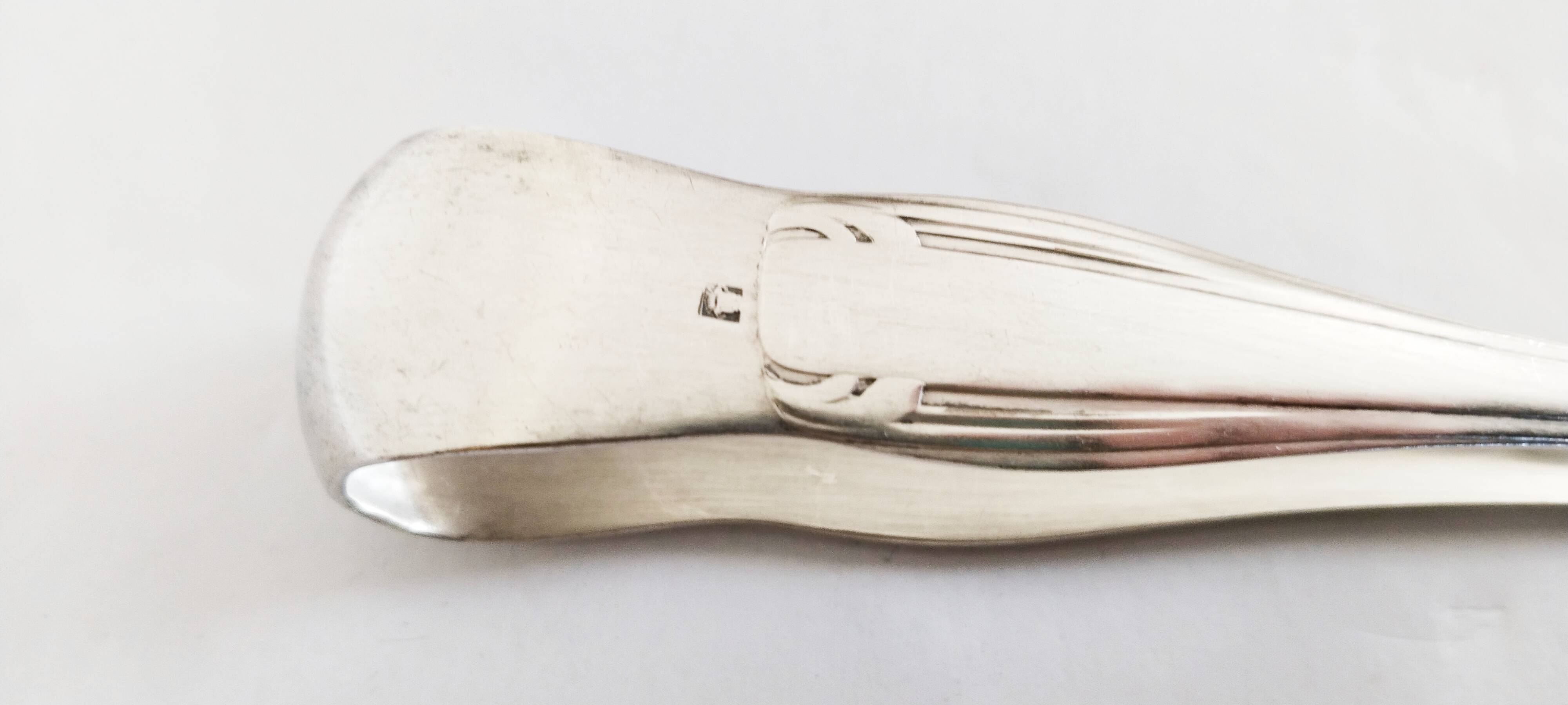 Silver-plated metal sugar or ice cube tongs (ref 5)