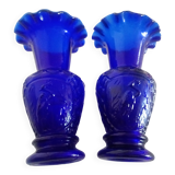 Pair of small (12cm) corolla vases - cobalt blue glass with heron - Portieux